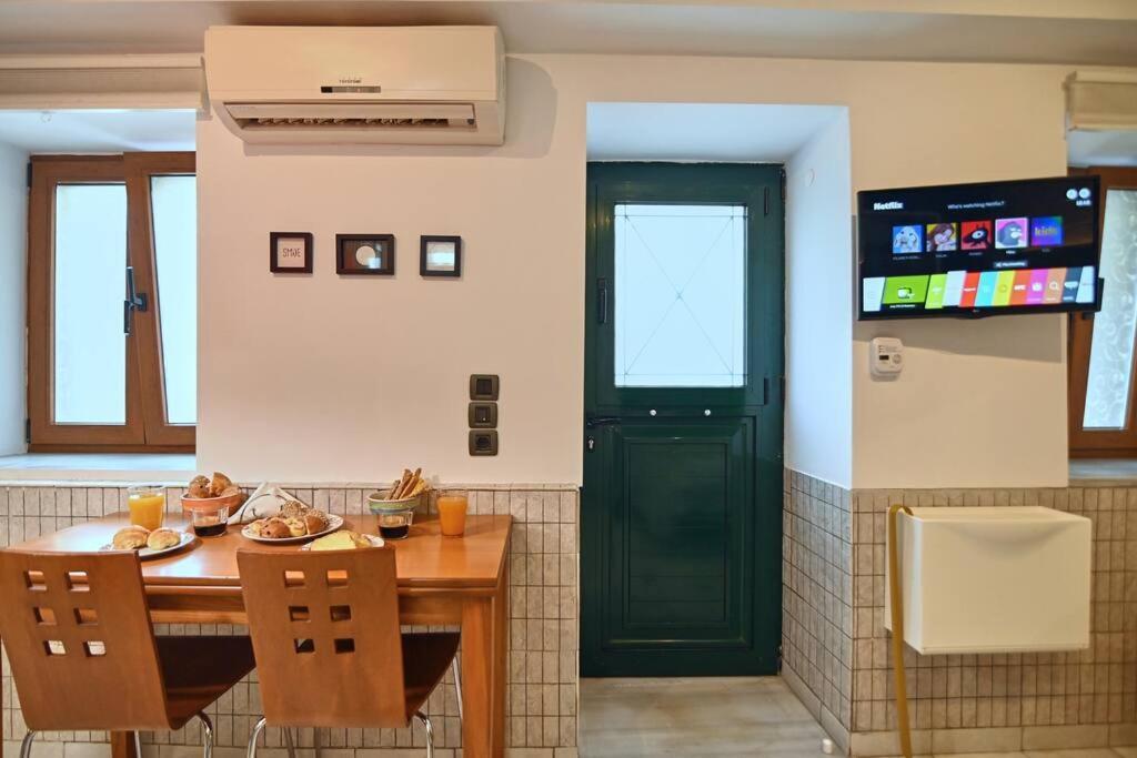 #Tyrtaiou Modern Design Studio Mytilíni Esterno foto